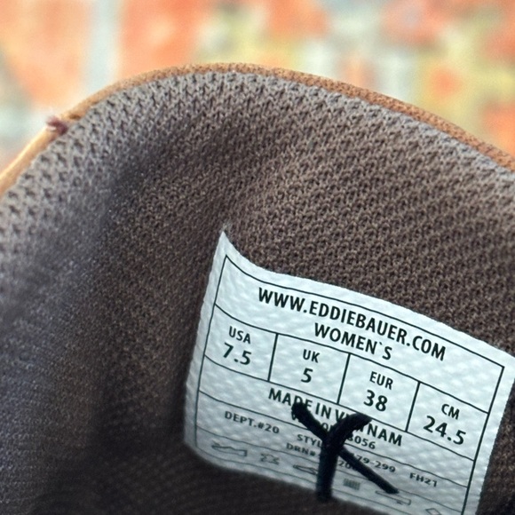 Eddie Bauer Trace Boots - Picture 4 of 4